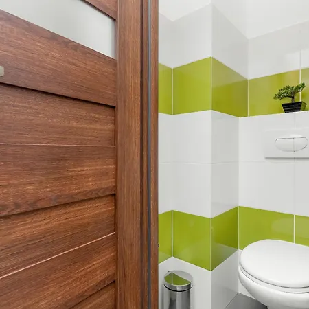 Apartment Sloneczny W Centrum Gdanska Glownego By Renters Gdansk